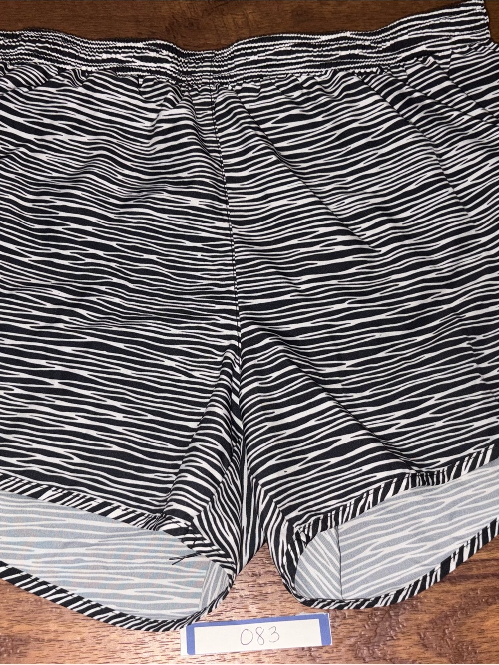 Nike women’s dri-fit wave zebra print running shorts size medium